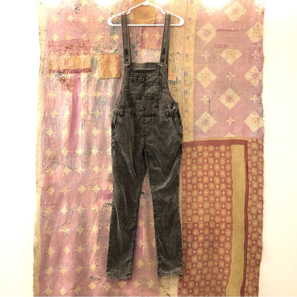 Free People Through the Woods Distressed Corduroy Overalls - Size 26 - Picture 6 of 13